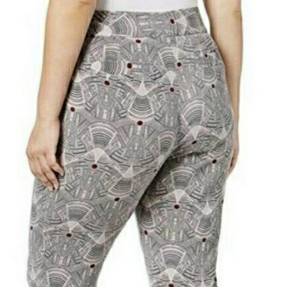 Melissa McCarthy Seven7 Cropped Geometric Print Pants Cloud Grey Size 2X
